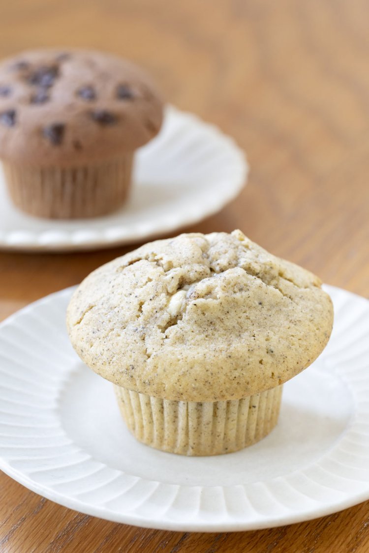 手前から、アールグレー＆ホワイトチョコ240円、フォンダン260円。