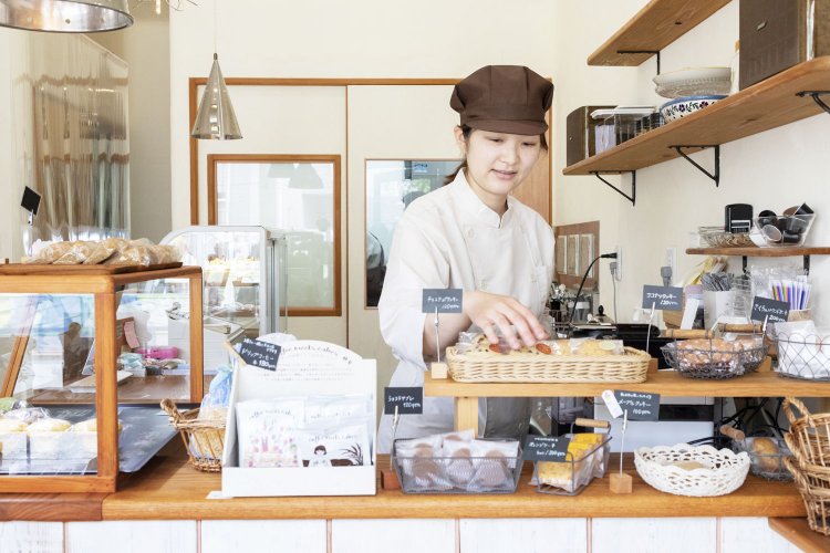 マフィンの穏やかな味わいには、店主・魚住真波さんの人柄も表れている。