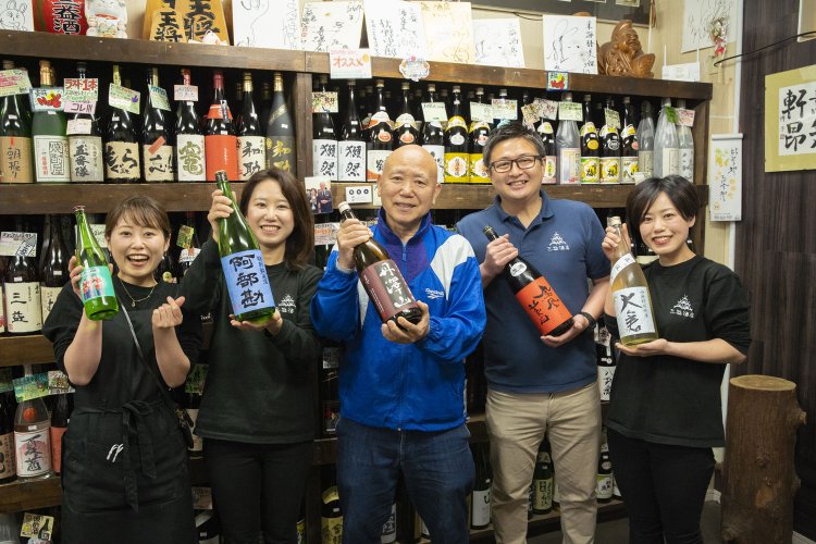 ほがらか一家で切り盛り。