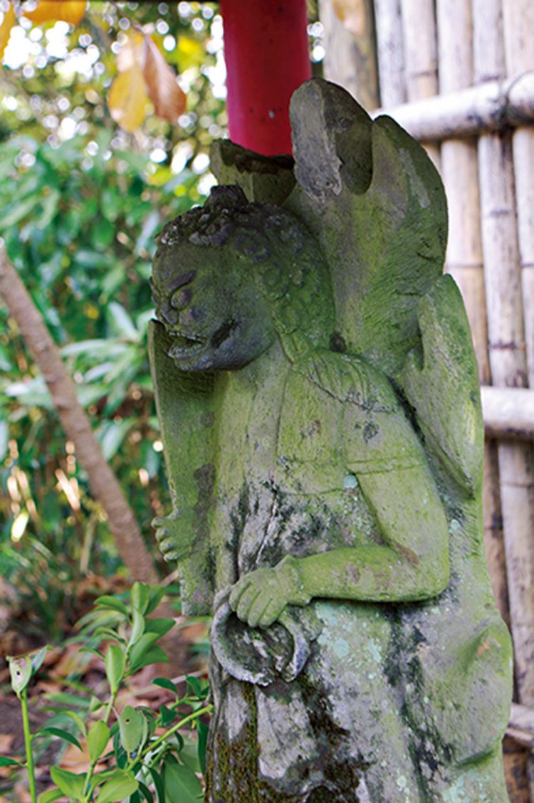 境内にあった不動明王。