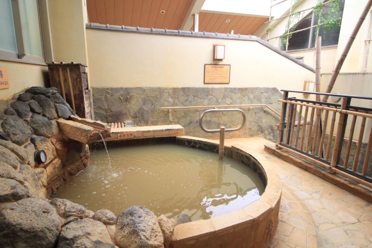 武蔵小山温泉 清水湯（むさしこやまおんせん しみずゆ）