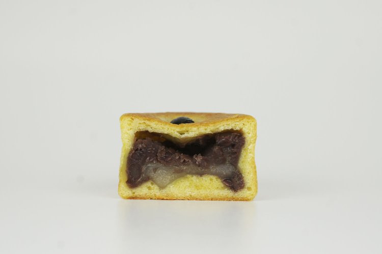 粒あん1個216円。