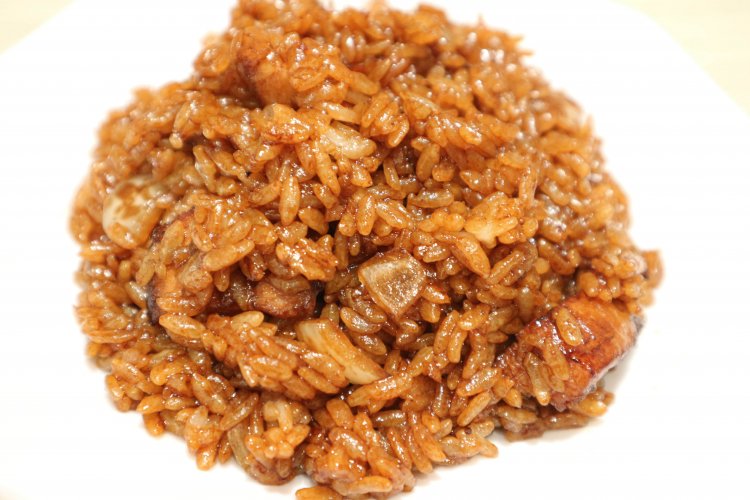 東京ソースチャーハン670円。小ぶりなのでラーメンと一緒でも完食できます（猫田基準）。