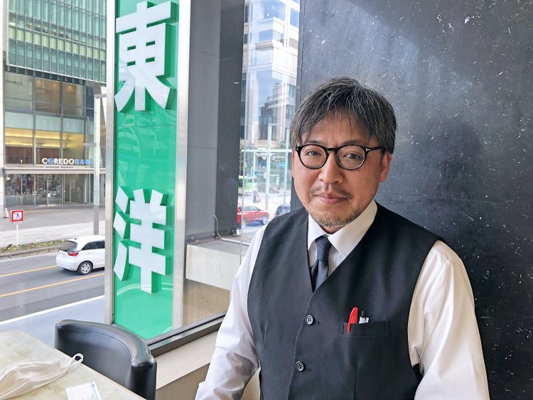 支配人の北村親一さん。『レストラン東洋』の創業者のひ孫にあたる。