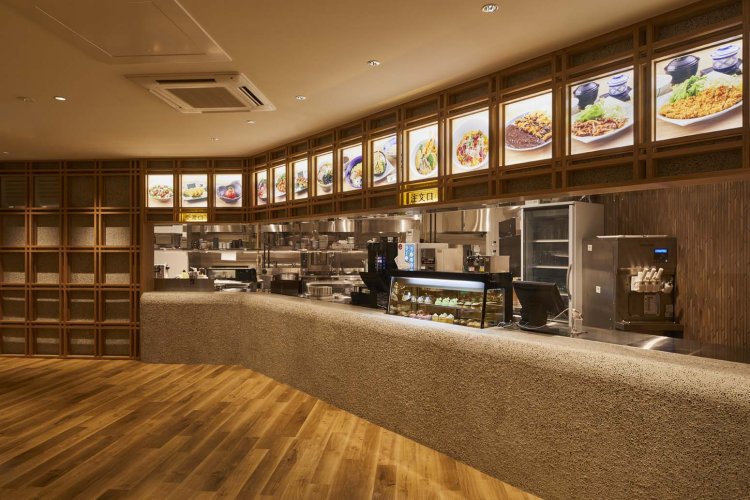 フードコートまいもん食堂。