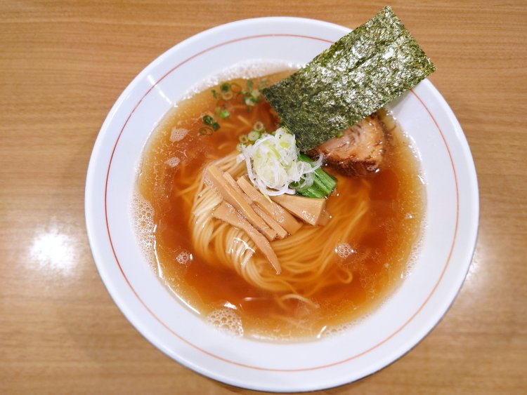 麺屋 はちどり（めんや はちどり）