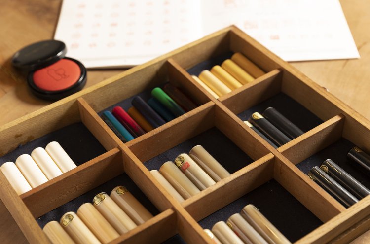 今も印鑑を受注生産。