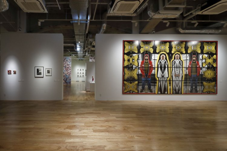 コレクターズミュージアムとして、作品を収集するコレクターのこだわりを大切な作品と共に展示。