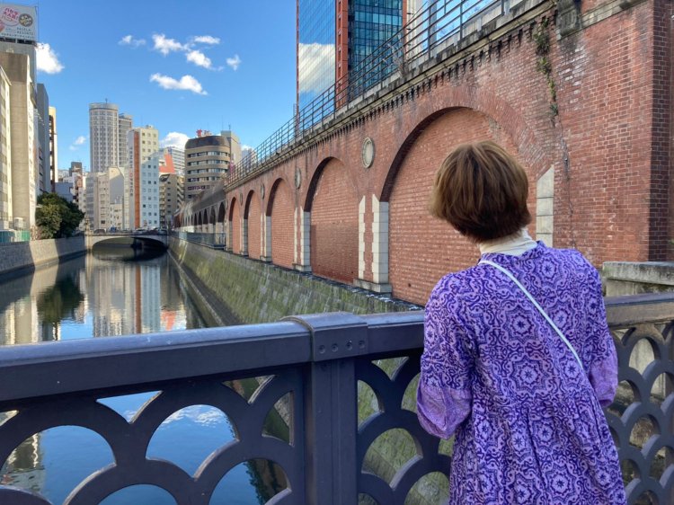 1912（明治45）年に完成した赤レンガ造りの万世橋高架橋。