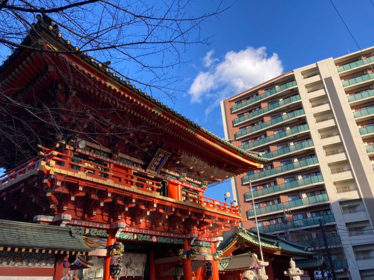 江戸東京に鎮座して1300年。江戸の総鎮守の神田明神。縁結びのパワースポットなのだとか。