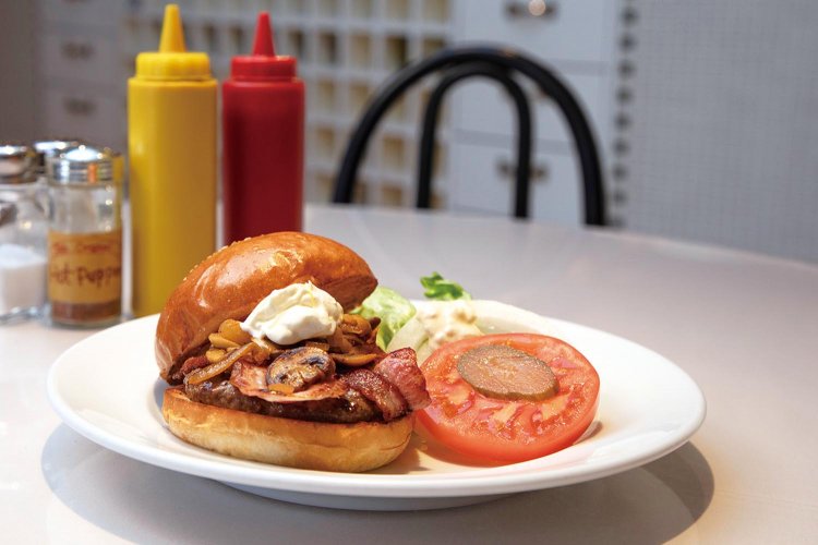 六本木商店街Pe’z magicオーガニックバーガー