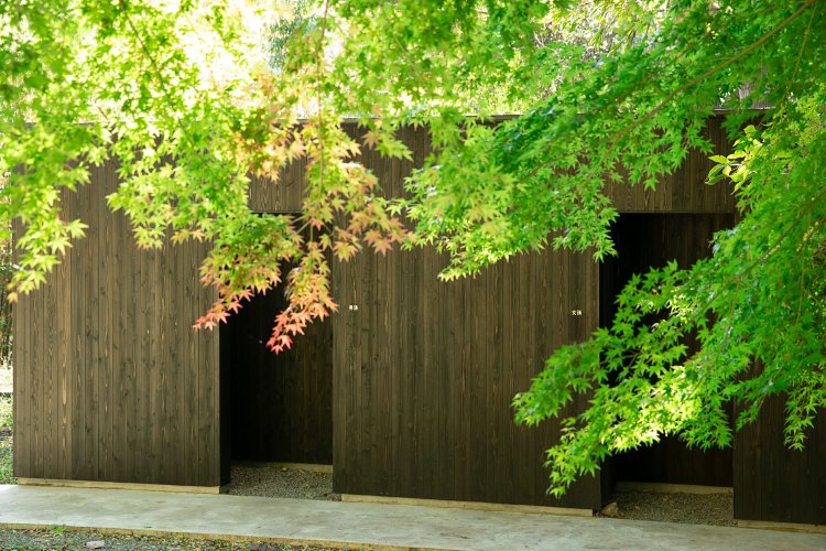 1組ずつ利用する奥の湯。