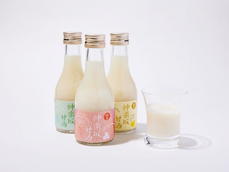 神楽坂甘酒180㎖ 410円（ゆず・かぼすは各432円）。