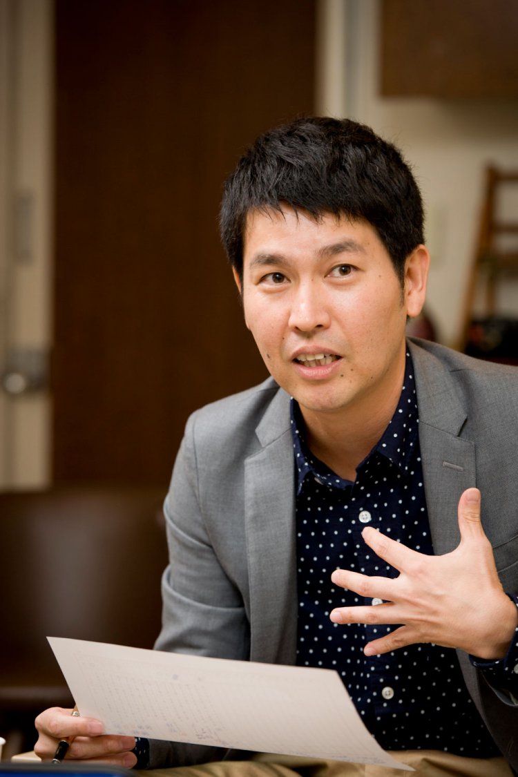 俳人・堀本裕樹さんといく大磯「しみじみ」散歩