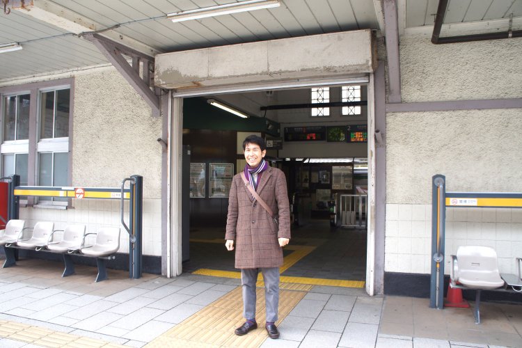 俳人・堀本裕樹さんといく大磯「しみじみ」散歩