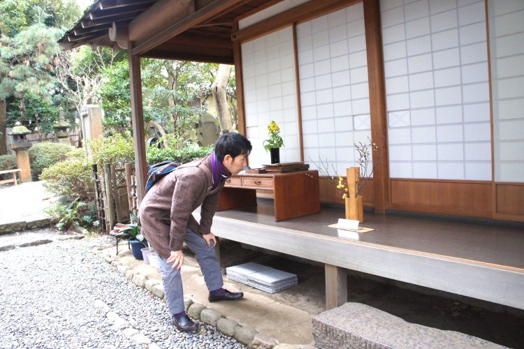 俳人・堀本裕樹さんといく大磯「しみじみ」散歩