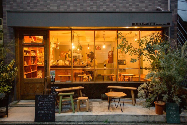 タイと同じく住宅地にひそむ。