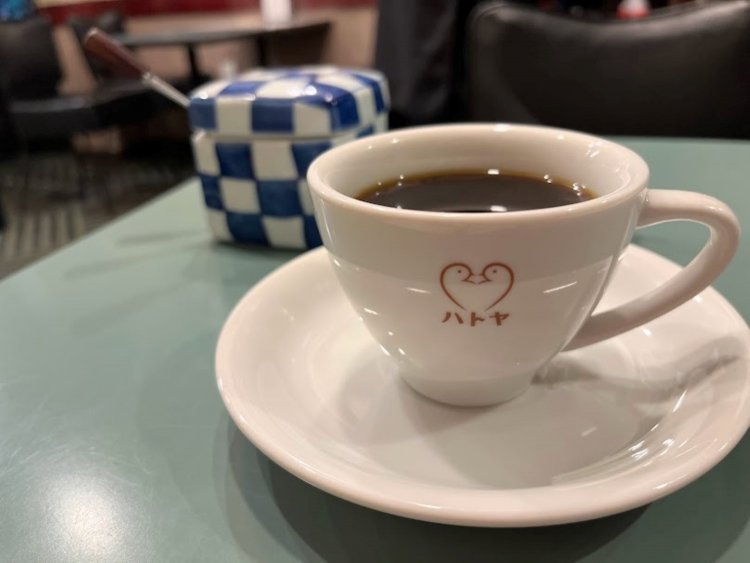 『ハトヤ』の愛らしいシンボルマークにもグッとくる。