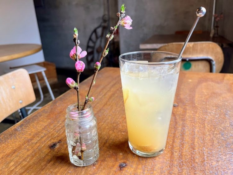 爽やかな飲み口の自家製ジンジャーエール。