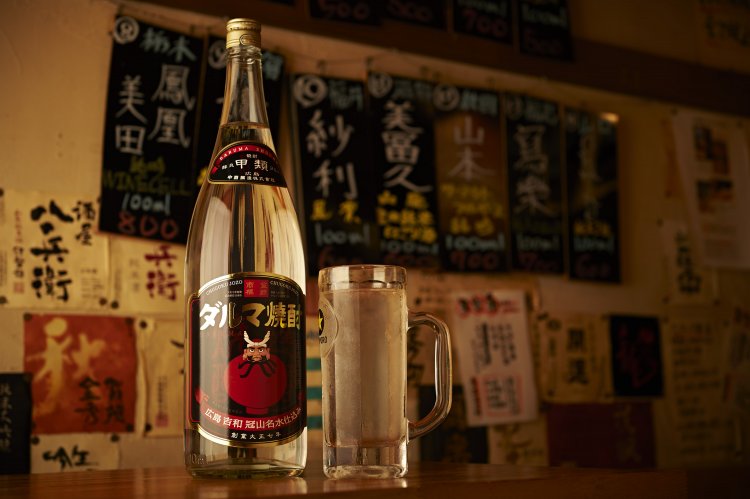 ダルマ焼酎をレモンと合わせた、生レモンサワー480円。