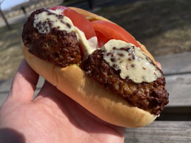 モスよりうまいバーガー240円。確かにモスよりうまい！