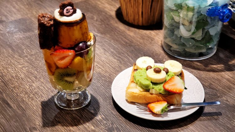 【移転】COFFEE HERE!（コーヒー ヒア！）