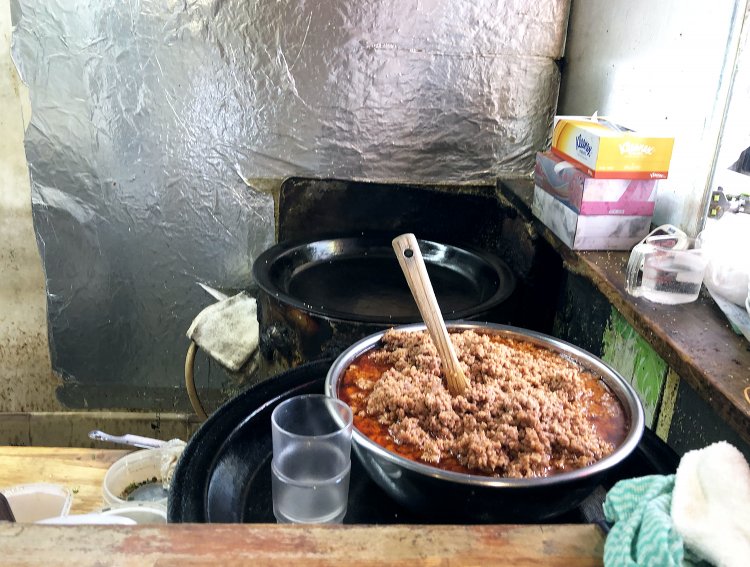 これが熱々肉汁のもと。