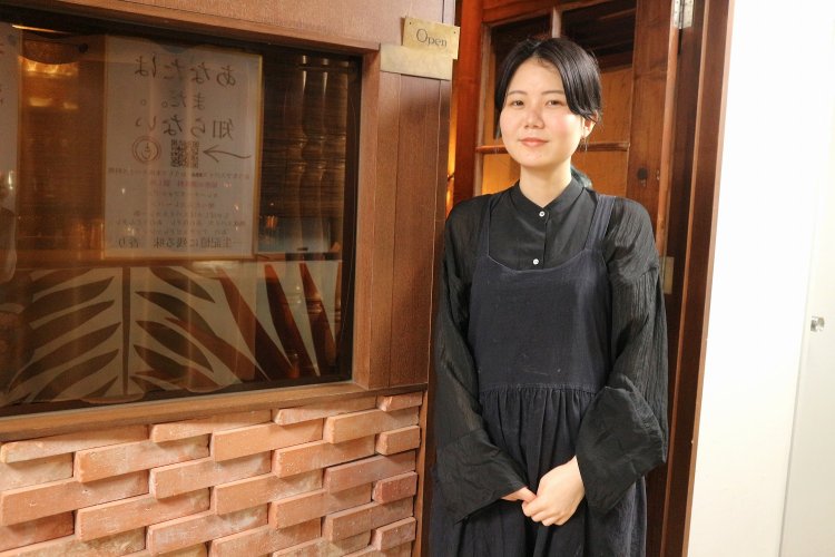 「話しかける接客を心掛けています」と話すのは、スタッフの中村さん。