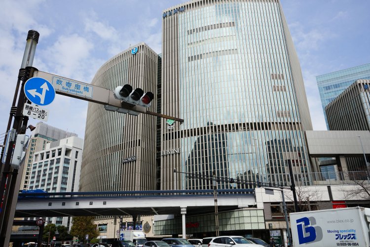 『ドライブ・マイ・カー』に描かれた東京・竹橋、銀座さんぽ