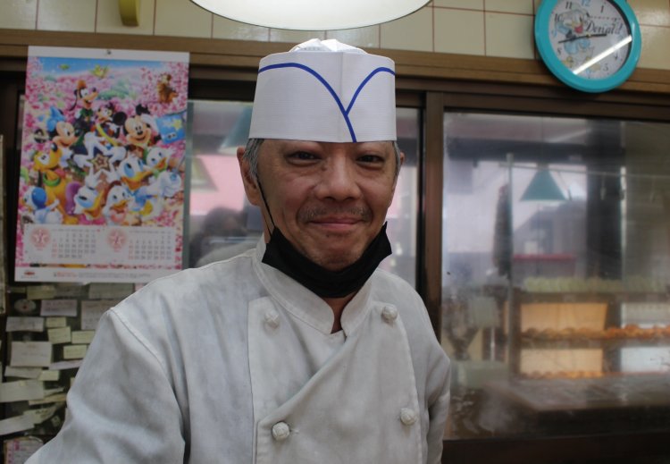 高橋努さん。もともとは洋菓子の職人だった。