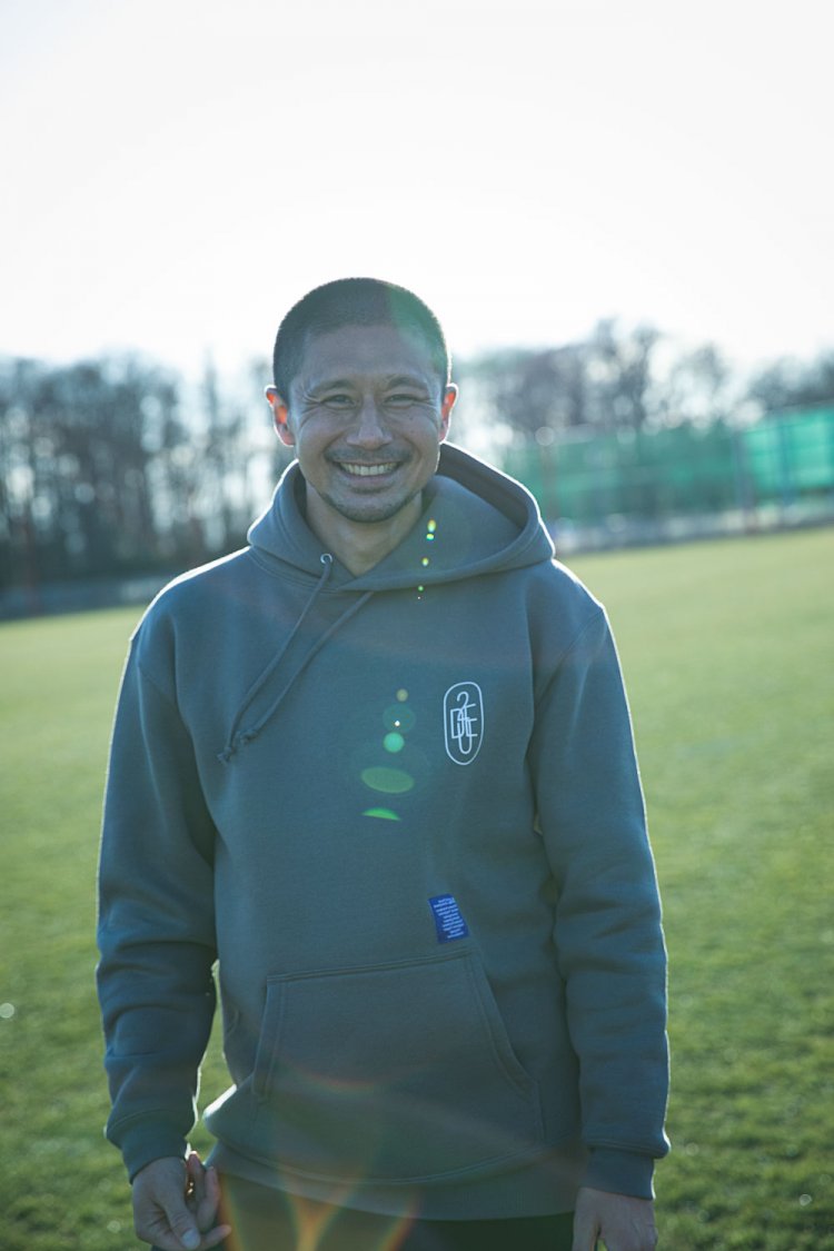 坪井慶介、浦和の街を歩く