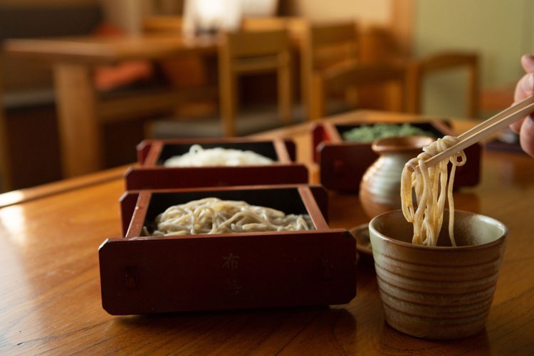 築地さらしなの里