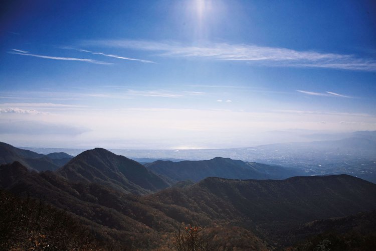 越前岳からの眺望。駿河湾と沼津、富士の市街地の展望がいい。
