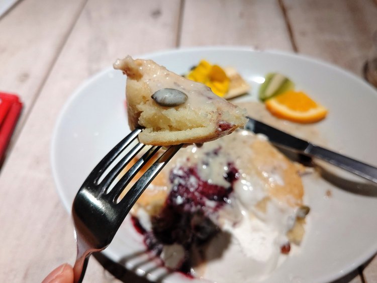 卵や乳製品不使用でも想像以上においしく、腹持ちもよいパンケーキに感動。