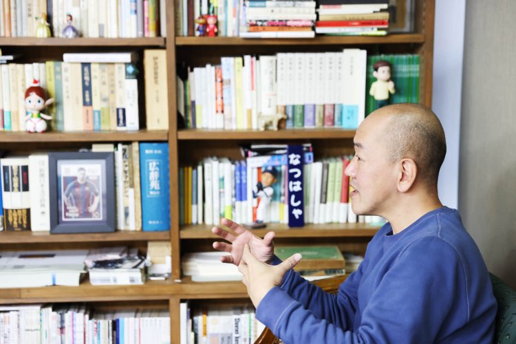 「本の企画は、時代に合うかどうかをずっと待っているような感じです」。