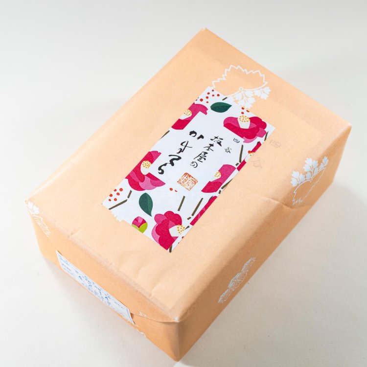 『坂本屋』（外装）　〈四ツ谷〉