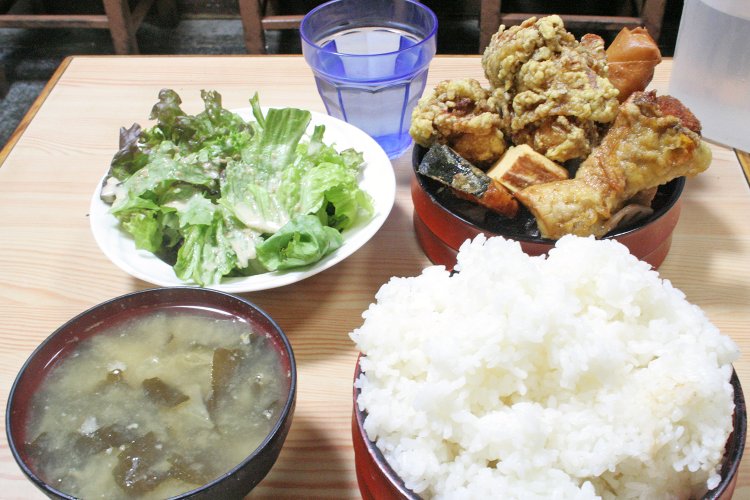 ごはん処あだち（ごはんどころあだち）