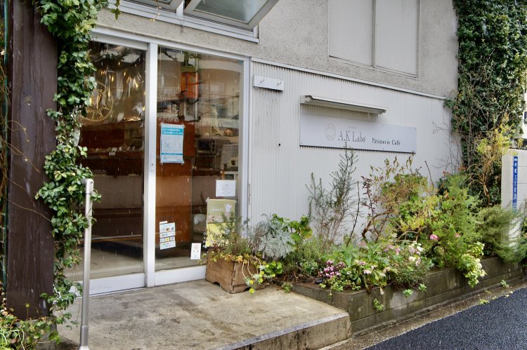 インダストリアルな雰囲気が、異世界を訪れたかのように感じさせる。