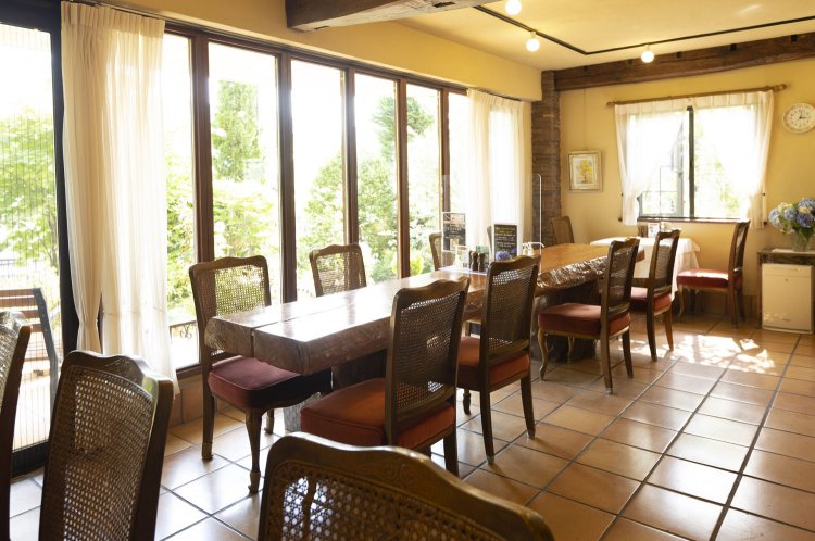 ゆったりした店内。