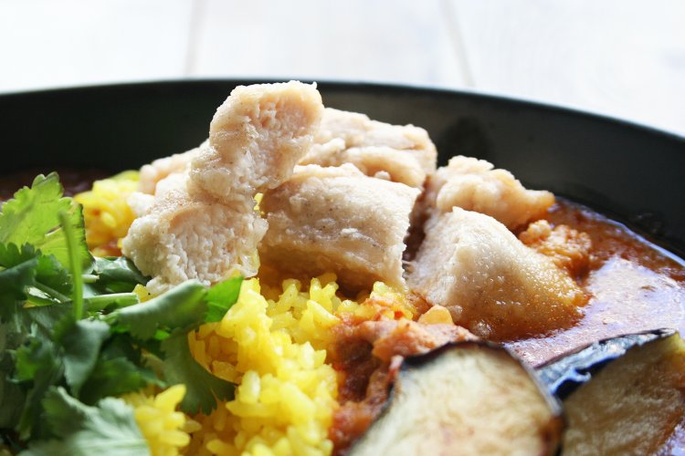 揚げたてのチキン竜田。これだけでご飯がもりもり進んでしまいそう。