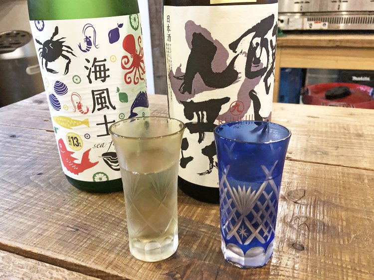 日本酒は常に50種類。週替わりで新しいお酒も入ってくる。