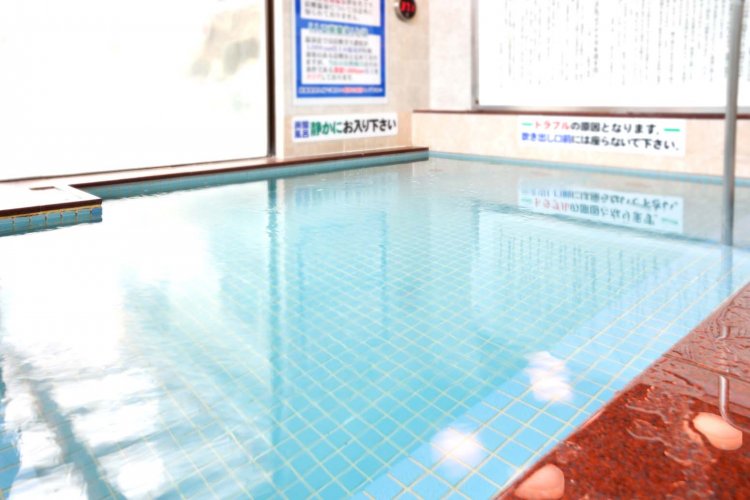 高濃度炭酸風呂は美肌効果も期待されるので女性からの評判が高い。