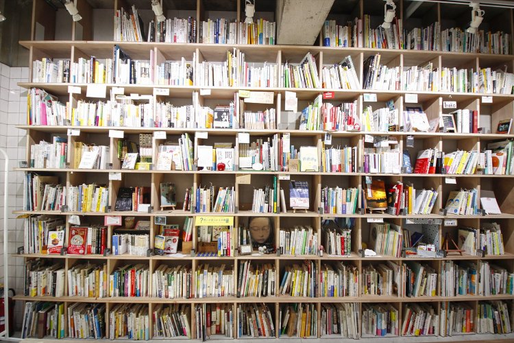 個性豊かな本屋が、ギュっと集まる『ブックマンション』。