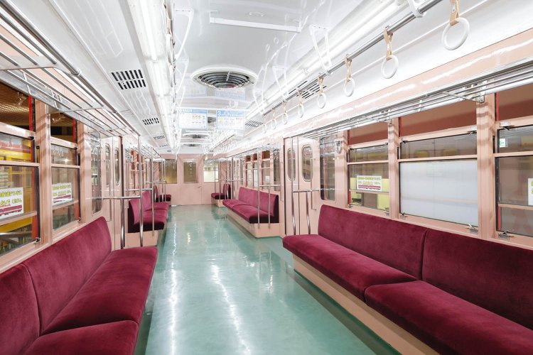 「丸ノ内線301号車」は車内の見学も常時OK！