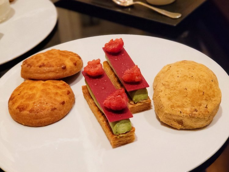 ホテル インターコンチネンタル 東京ベイ ニューヨークラウンジ8