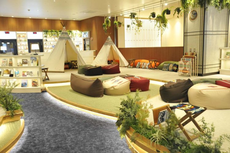 休憩スペースのインテリアをはじめ、有料の館内着などは、『BEAMS（ビームス）』がプロデュースしている。