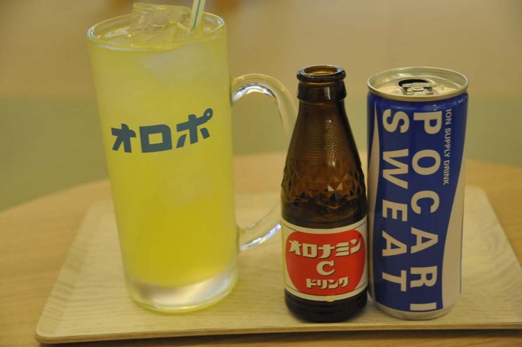 オロポを飲めば、サウナで失われた水分やミネラル、ビタミンなどを補給できる。