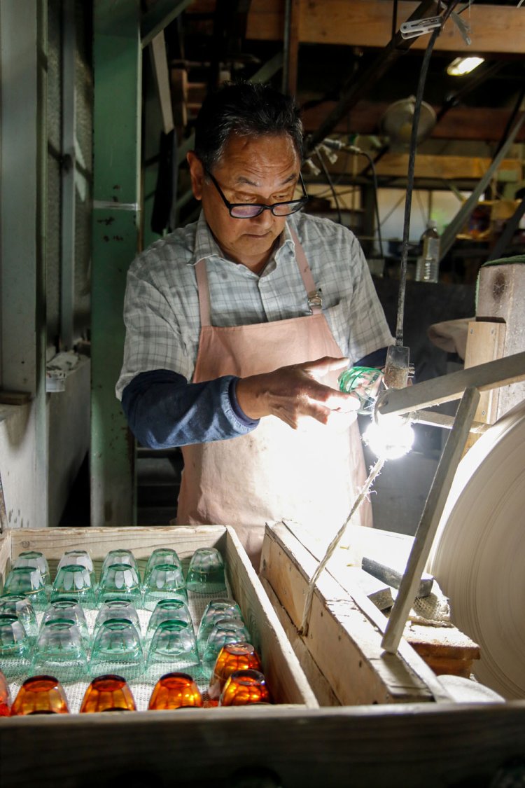 入念に検品中。