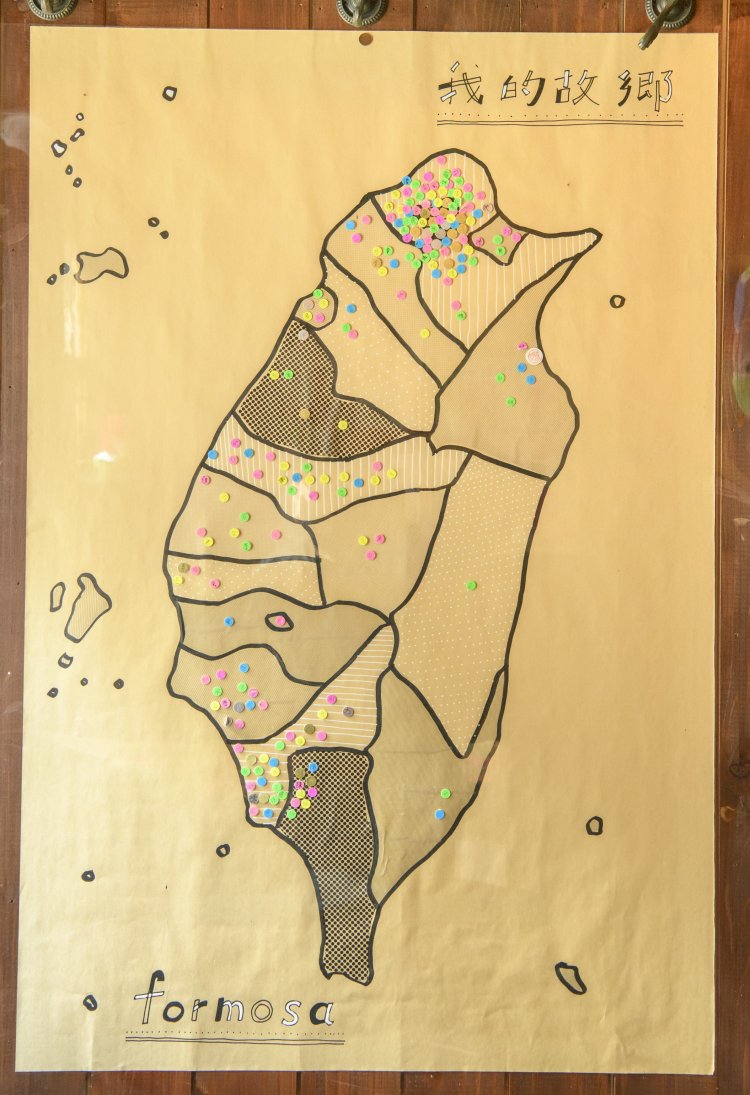 お客が出身地を 記す台湾MAP。