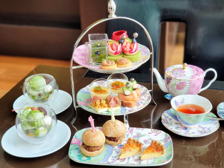 アフタヌーンティー with SIROCCO “春”提供期間：2022年5月1日（日）〜6月30日（木）